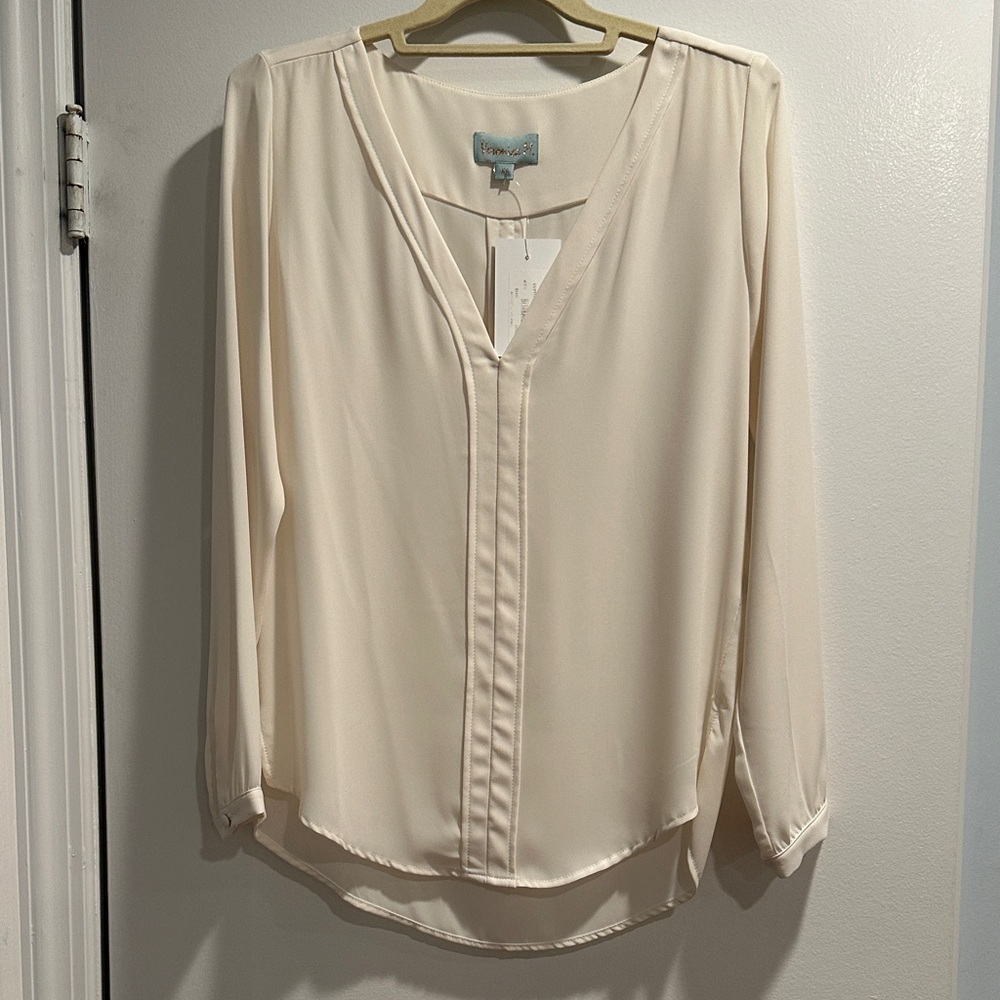 Brand New Veronica M Elegant Cream Blouse